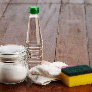 10 Utilisations du Bicarbonate de Soude pour Nettoyer