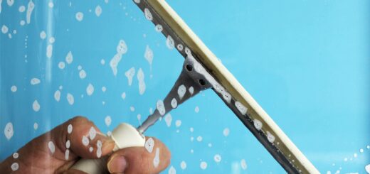 Comment nettoyer et laver des vitres très sales