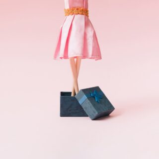 comment-nettoyer-jouets-poupees-barbie-mattel