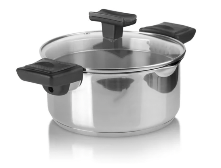 Nettoyer Taches sur Inox pour Retrouver sa Brilllance