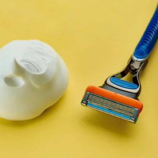 Nettoyer les Lames de Rasoir Efficacement