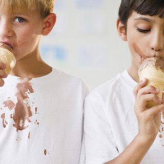 enlever les taches de chocolat