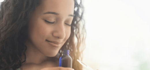 Apprenez à confectionner votre propre désodorisant naturel maison pour un intérieur frais et agréable. Des solutions respectueuses de l'environnement.