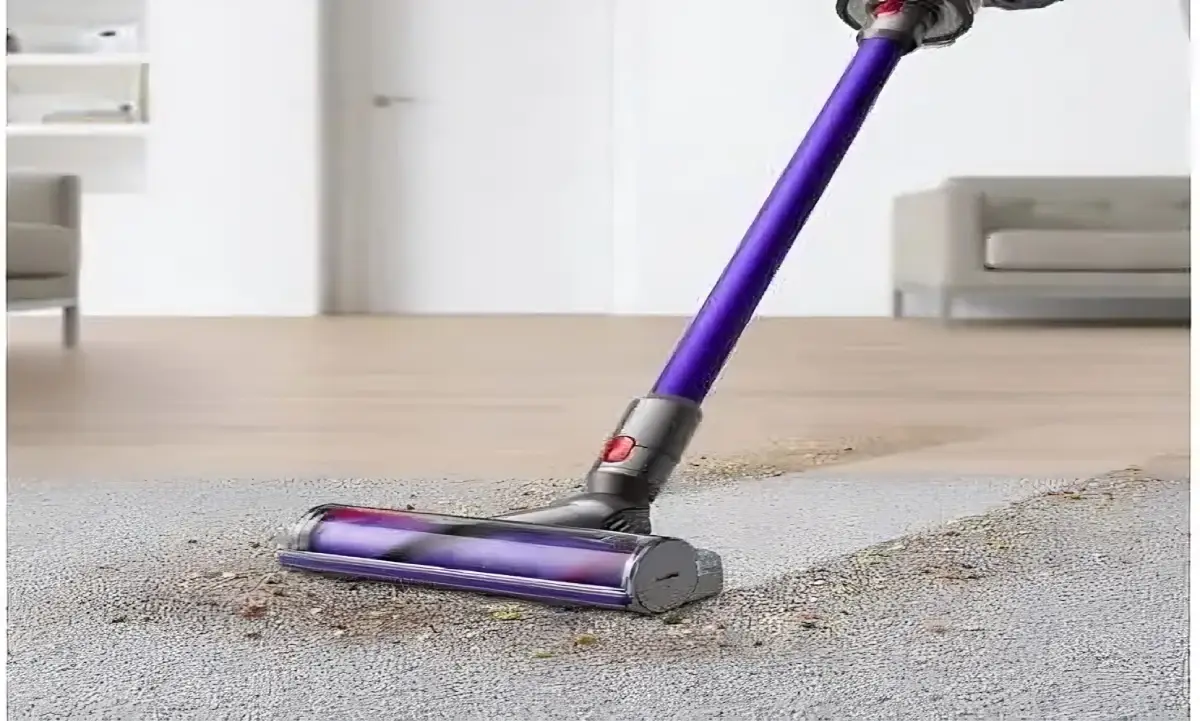 10 façons de vider un aspirateur Dyson - Ménage Parfait Services