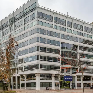 EN IMAGES - La chaîne de télé du service public a quitté le 1, rue Kléber, à Issy-les-Moulineaux. Désormais, l’immeuble de 3000 m² en fait 4000 est prêt- menageparfait